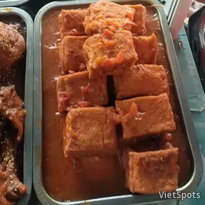 ข้าวซี่โครงหมูย่าง + เต้าหู้ยัดไส้หมู