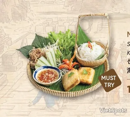 Nem Cua Bể Ăn Kèm Bún Tươi & Rau Sống