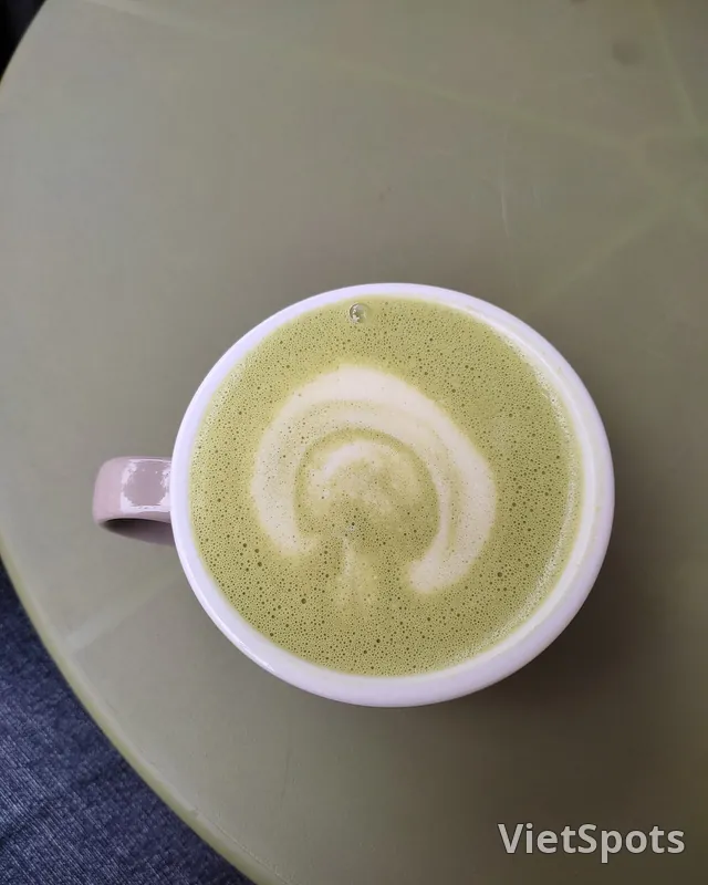 Matcha cốt dừa Latte
