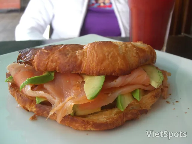 Bánh Sừng Trâu