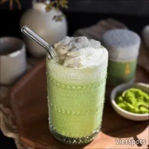 Matcha Banana Smoothie