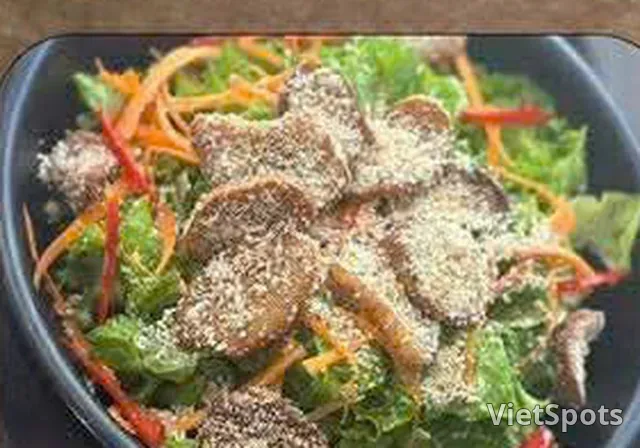 Salad Đùi Gà Trộn Thính