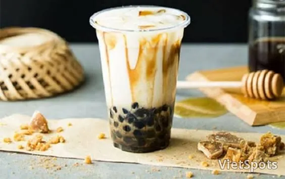 นมสดไข่มุกน้ำตาลดำ