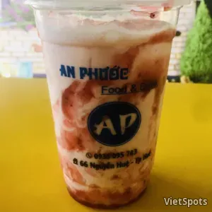Sữa chua dâu tây