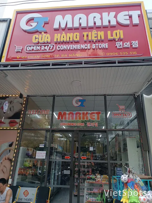 Q Market