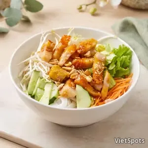 素燒肉拌米線