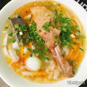 บั๊ญกัญสะโพกและปีกเป็ด