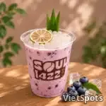 Yogurt with blueberry