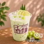 Yogurt with grape& kiwi