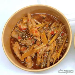 Острые жареные куриные лапки