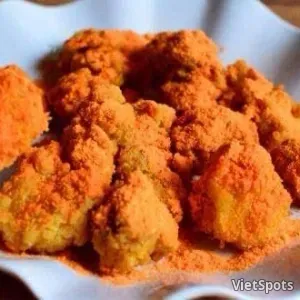 Куриные шарики с сырной посыпкой