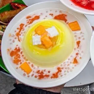 蜜桃豆腐花