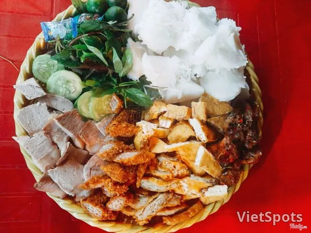 Giant Special Bun Dau Tray