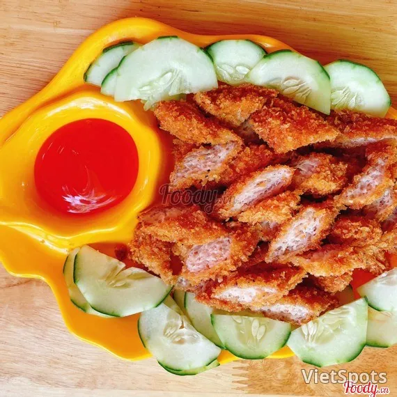 Hanoi Fried Fermented Pork Roll