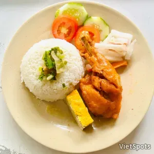 蒜香鸡腿蒸蛋肉饼碎米饭