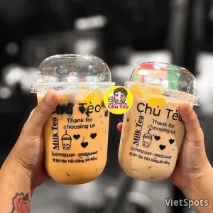 草莓奶茶