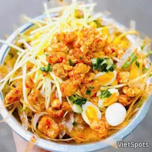 बान त्रांग त्रोन (राइस पेपर सलाद)