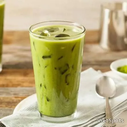 थाई ग्रीन मिल्क टी