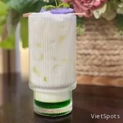 पैंडन फ्रूट योगर्ट