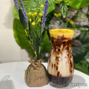 ब्राउन शुगर पर्ल फ्रेश मिल्क चॉकलेट एग क्रीम