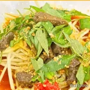 कच्चा पपीता सलाद ब्रेज़्ड लिवर के साथ
