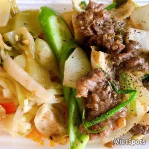 牛肉と玉ねぎ炒めの土鍋ご飯