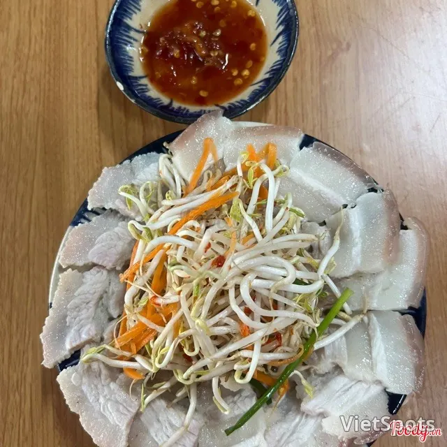 หมูต้มจิ้มกะปิกุ้ง