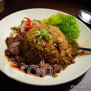 ข้าวผัดเนื้อ