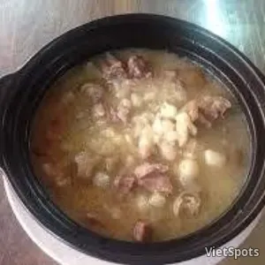 เนื้อแพะตุ๋นกระเทียมโทน
