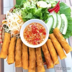 แหนมเนืองผักกาด 6 ชิ้น