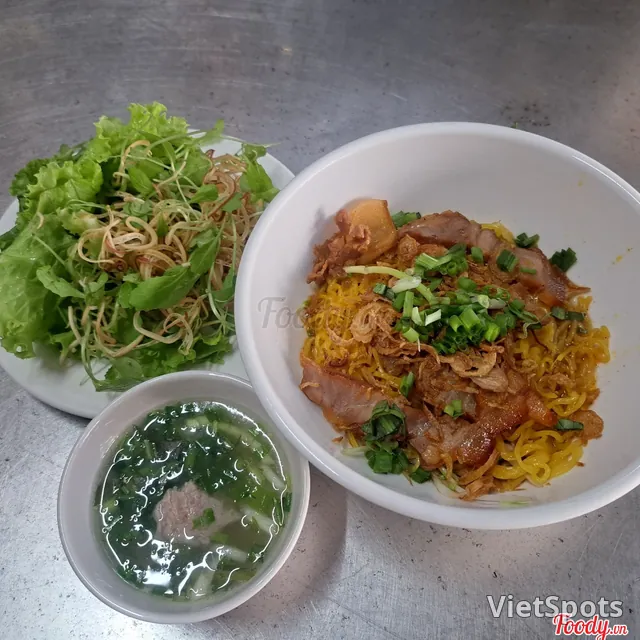 หมี่ซิ่วแห้ง น้ำซุปเจ