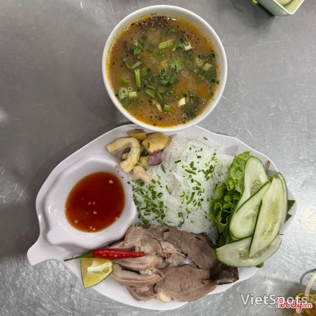บั๋นหอยเครื่องในรวม