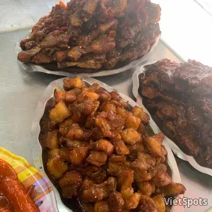 갈비 슬라이스, 소시지, 오징어 볶음