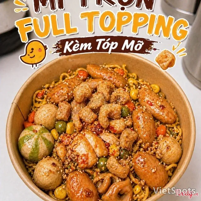 混ぜ麺(トッピングたっぷり)+揚げ豚脂
