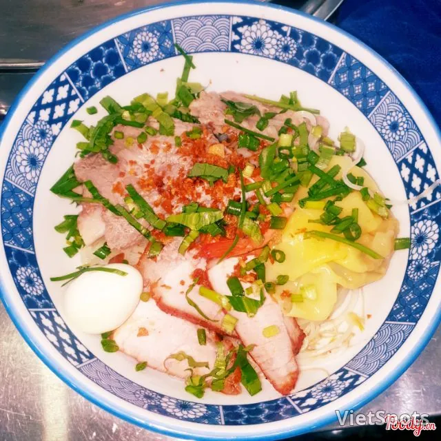 모둠 후띠에우 (국물)