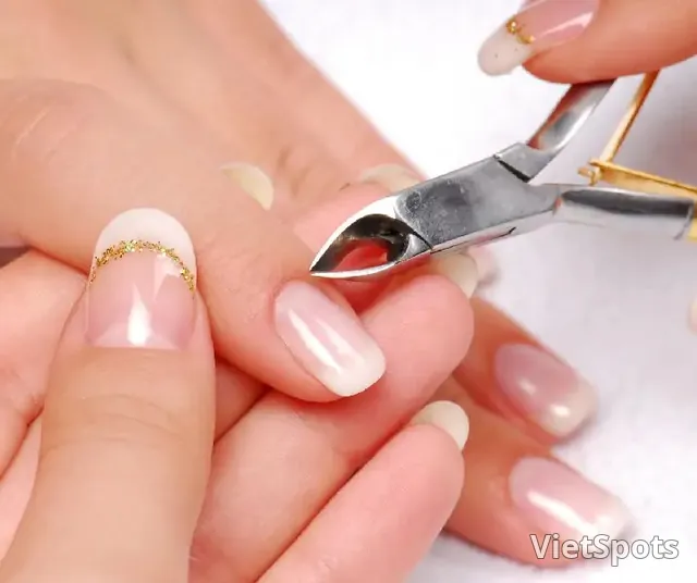 Combo: Cuticle Trim + Gel Polish (1 color)
