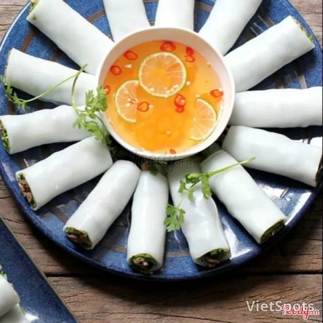 คอมโบ 2 (เฝอกวน 10 ชิ้น)