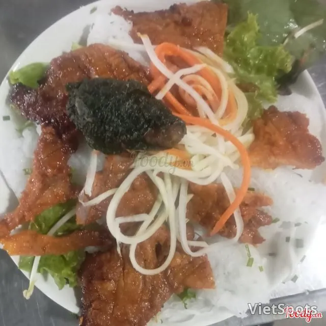 반호이 보라롯·숯불돼지고기