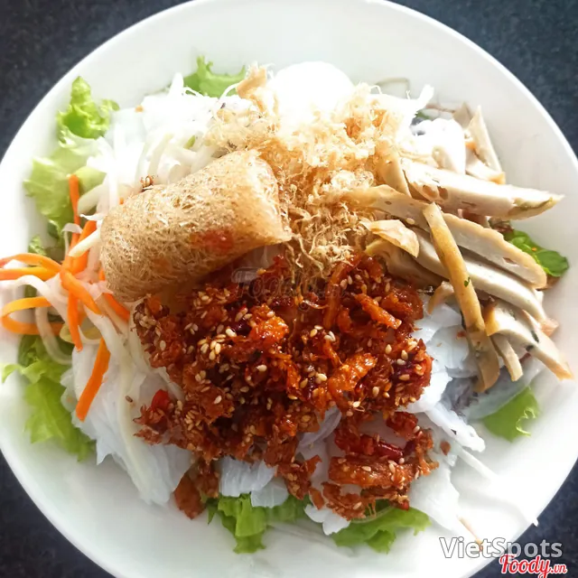 Vegetarian Steamed Rice Rolls