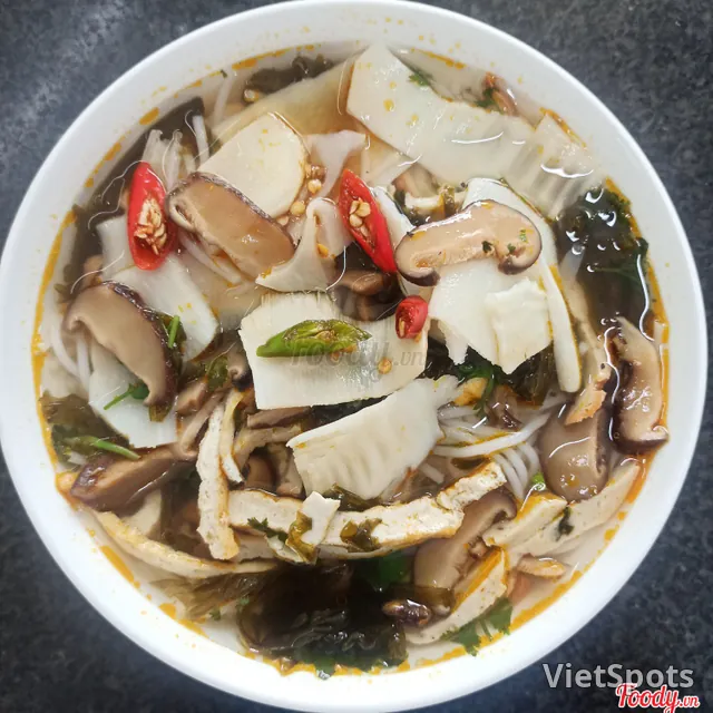 Vegetarian Bamboo Shoot Noodle Soup