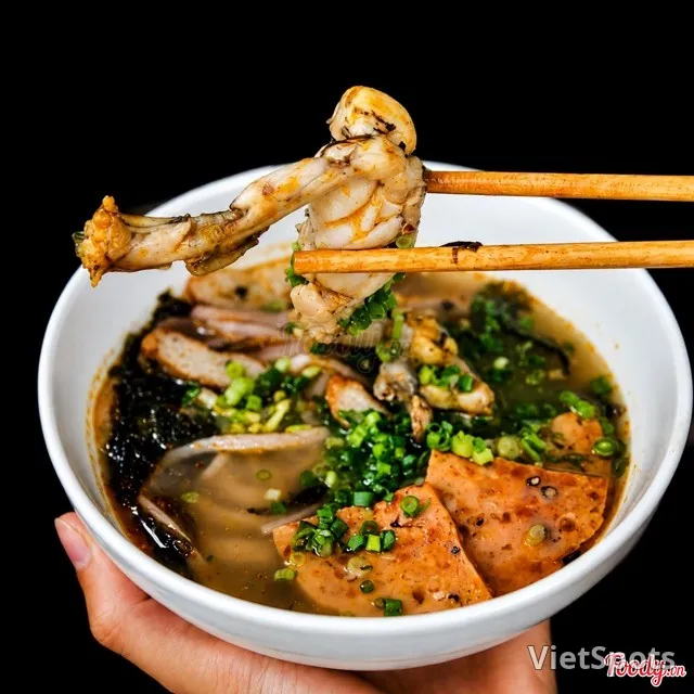 木薯粉粗麵（田雞）