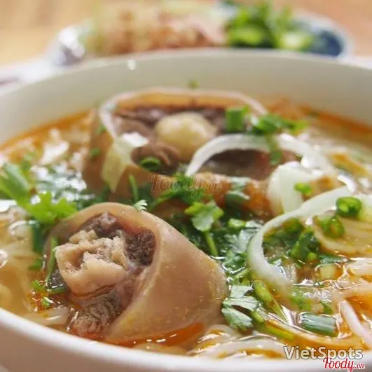 Mixed Bún Bò, with oxtail