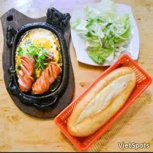 Sausage Fried Egg Banh Mi