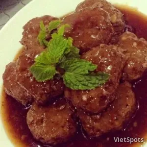 Hong Kong Sauce Meatball Rice