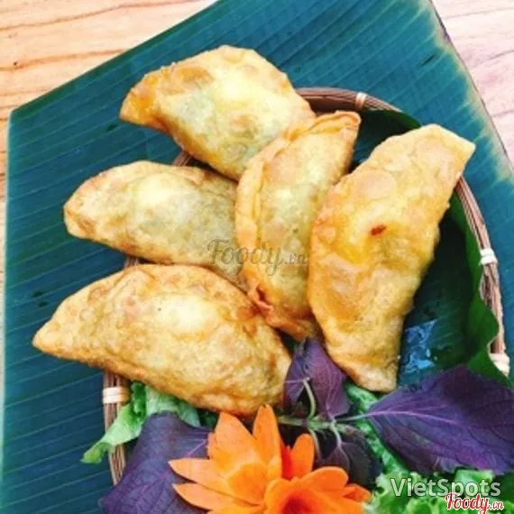 1 Salted Apricot Drink + 1 Hanoi Dumpling