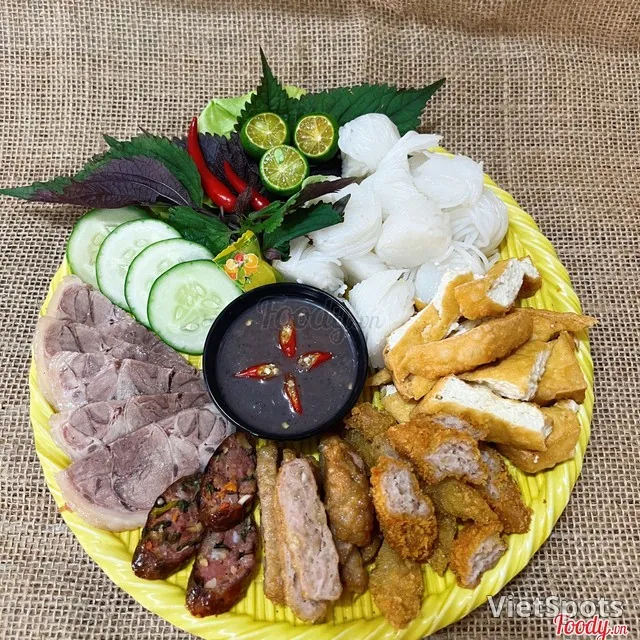 บุ๋นเดิ่วพิเศษพร้อมจ่าโก๊ม