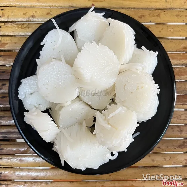 เส้นหมี่ (บุ๋น)