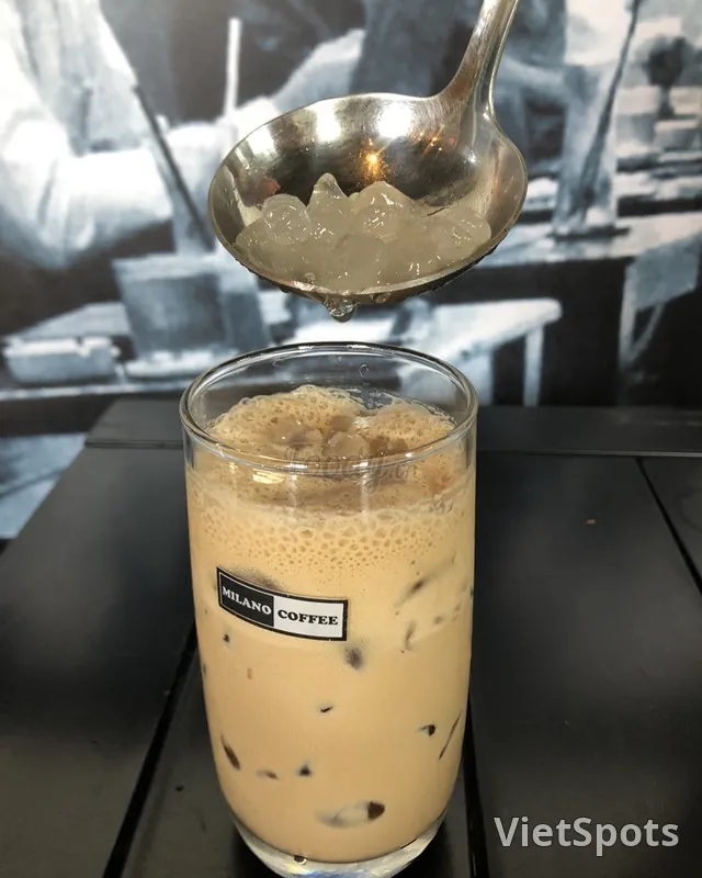 กาแฟเกลือไข่มุกขาว