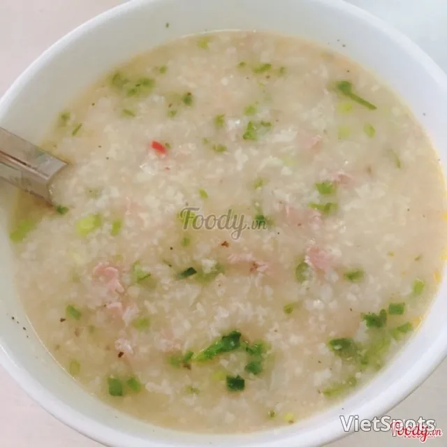 Porridge with rare beef