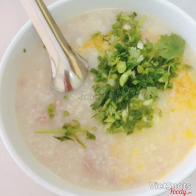 Porridge with beef tendon